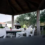 Xenios Zeus * Nea Iraklitsa