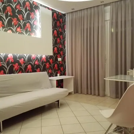 Xenios Zeus * Nea Iraklitsa