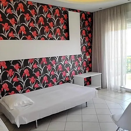 Xenios Zeus Hotel *