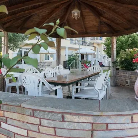 호텔 Xenios Zeus *