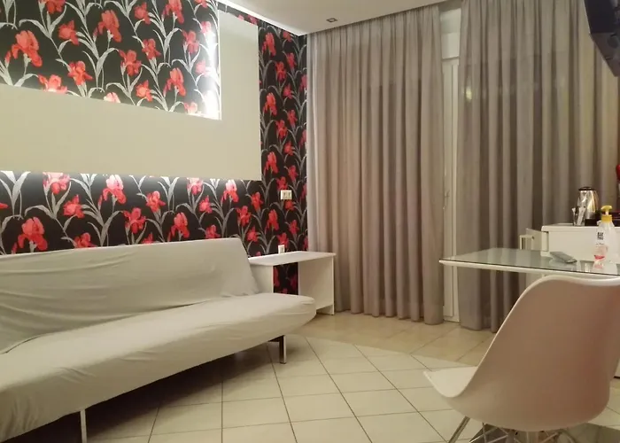 Xenios Zeus * Nea Iraklitsa