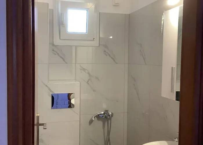 Xenios Zeus Nea Iraklitsa